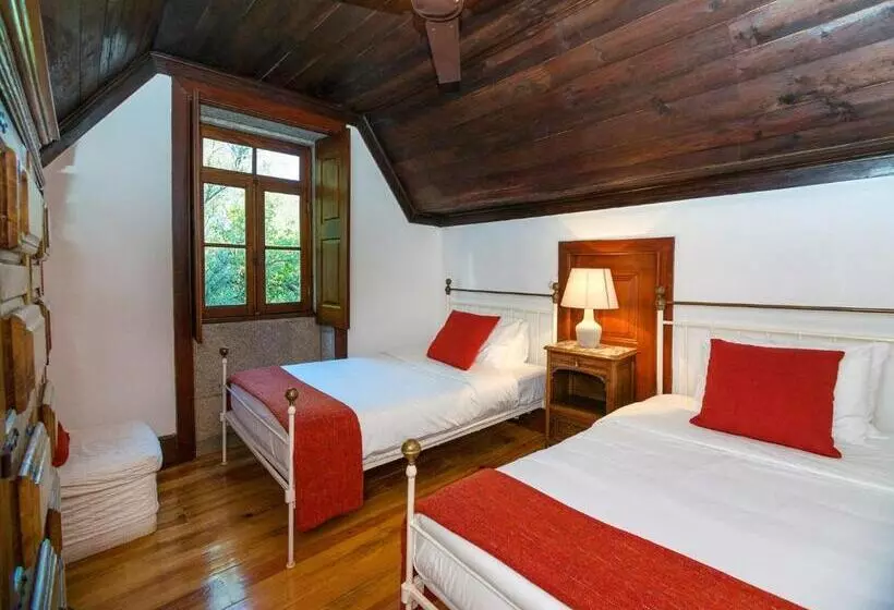 Hotelli Casas De Massinos