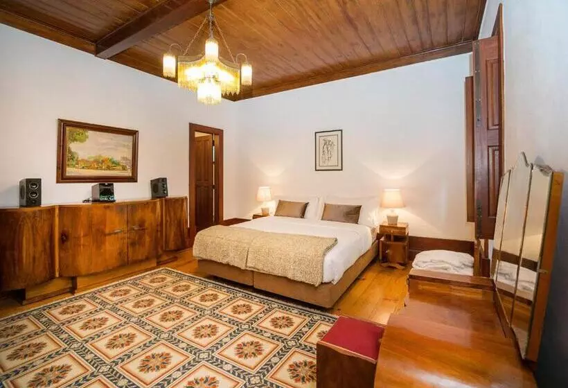 Hotelli Casas De Massinos