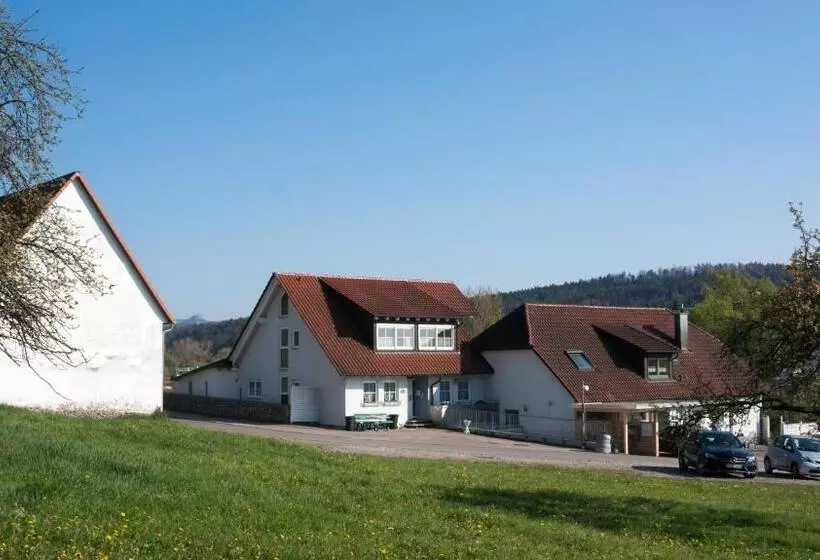 Hotelli Gästehaus Juhl