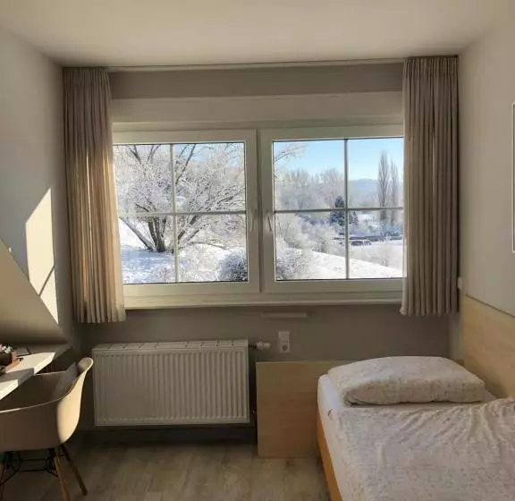 Hotelli Gästehaus Juhl