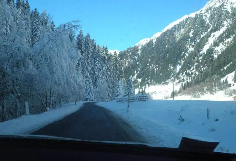 Hotelli Larchhof Ratschings