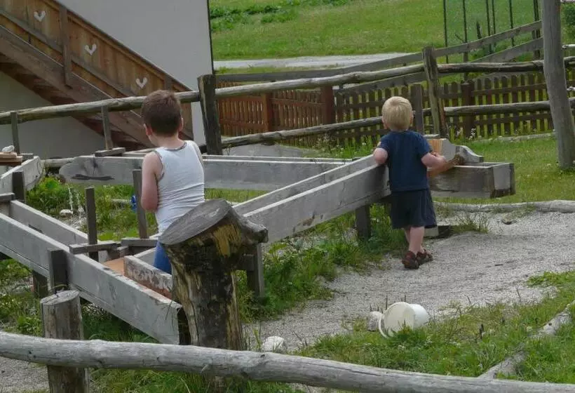 Hotelli Larchhof Ratschings