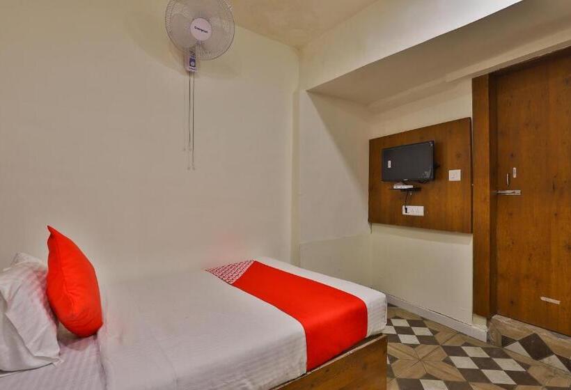 Hotell Oyo 30712 Surya