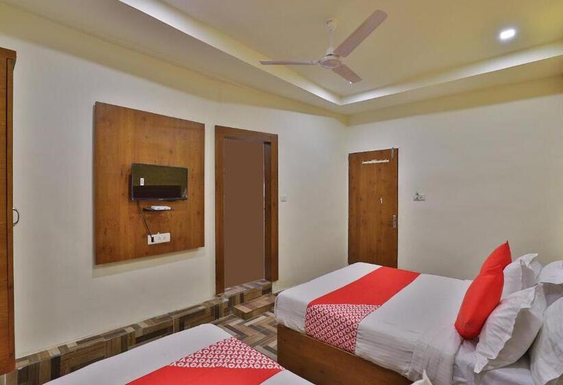 Hotell Oyo 30712 Surya