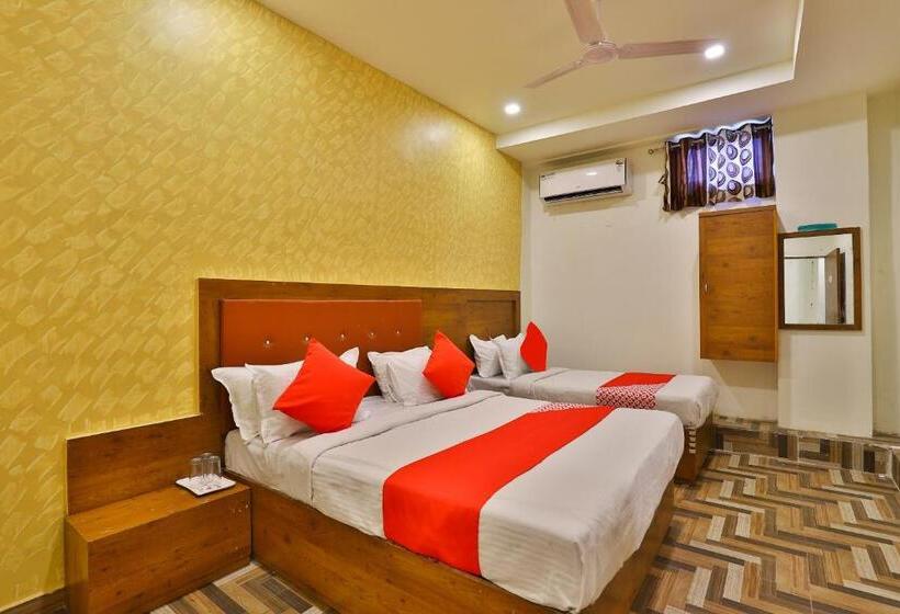 Hotell Oyo 30712 Surya