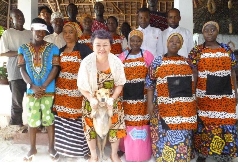 בית מלון כפרי Paradise Beach Bungalows