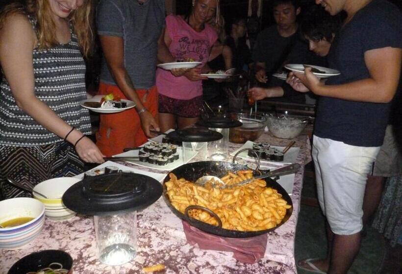 בית מלון כפרי Paradise Beach Bungalows