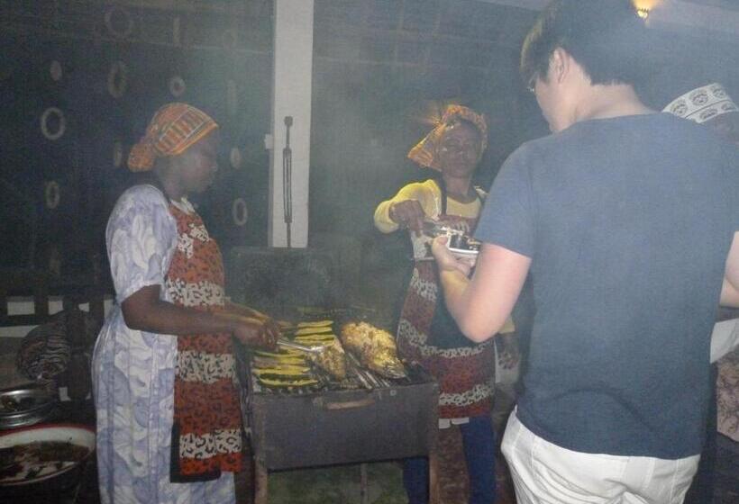 בית מלון כפרי Paradise Beach Bungalows