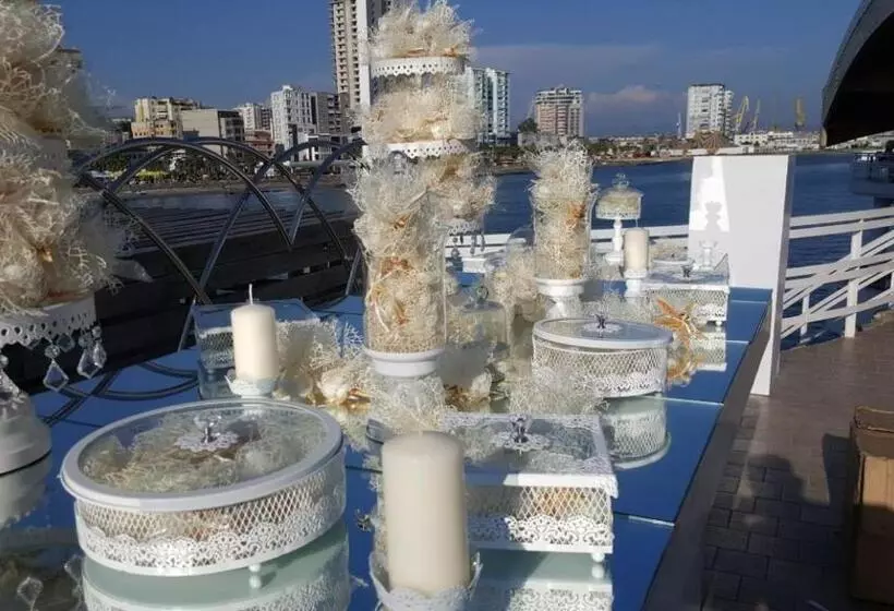 ホテル Ventus Harbor