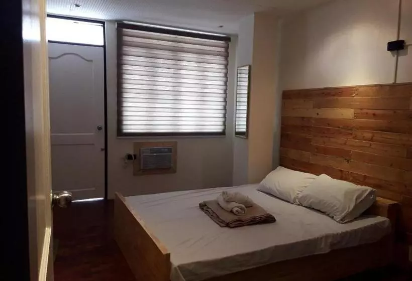 Oyo 695 Bcd 58 Ohana Hostel