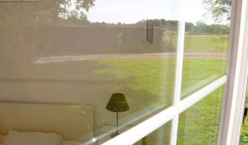 Majatalo Château De Joyeux  Gîtes