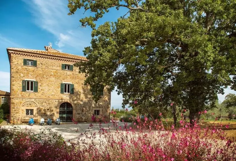Lomakeskus Villa Le Prata   Winery & Accomodation