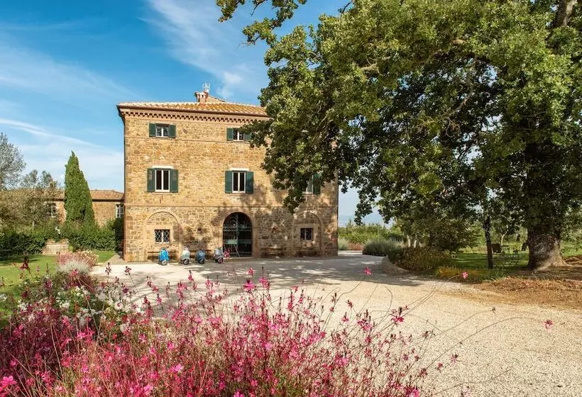 Lomakeskus Villa Le Prata   Winery & Accomodation