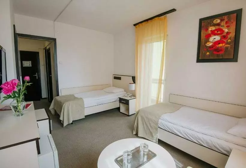 هتل Complex Balnear Covasna