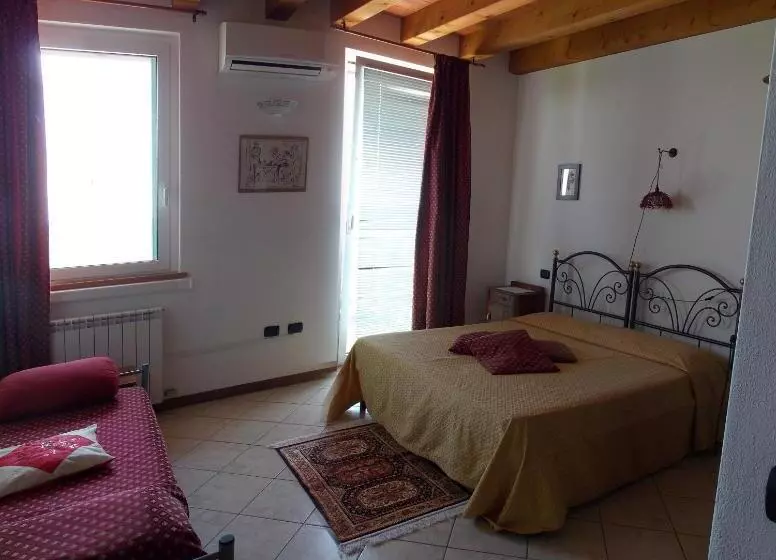 ホテル Le Bianchette Agriturismo E Fattoria Didattica