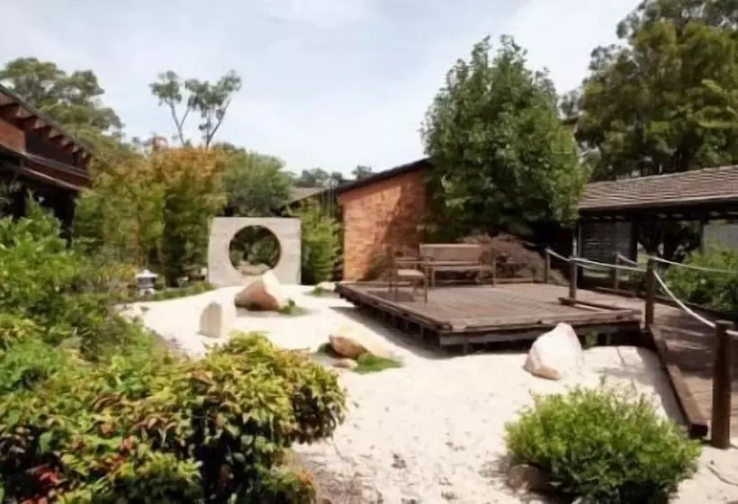 Hunter Valley Hotel Academy