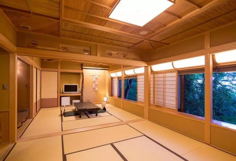 Hotelli Akizuki Spa Ryokan Seiryuan