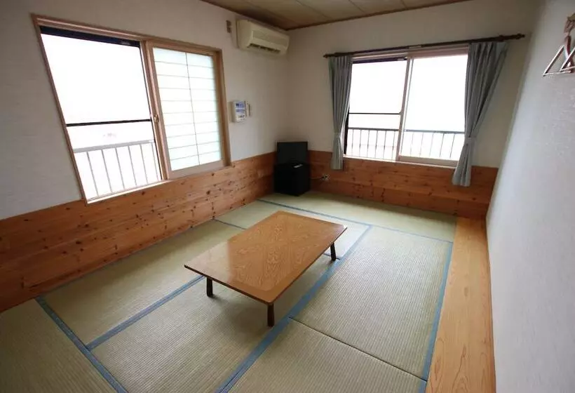 ホテル Minshuku Kantaro