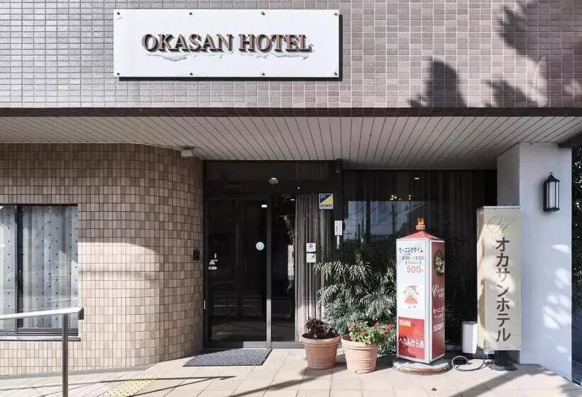 Hotelli Okasan