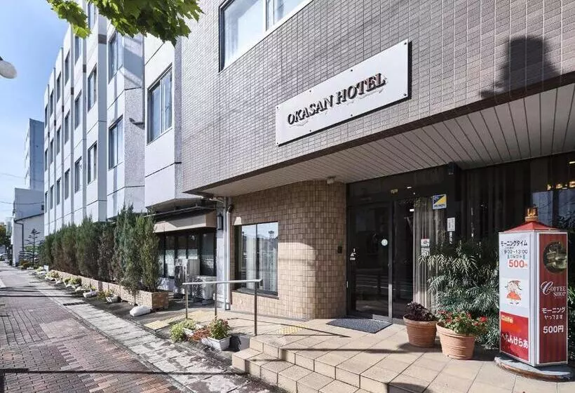 Hotelli Okasan