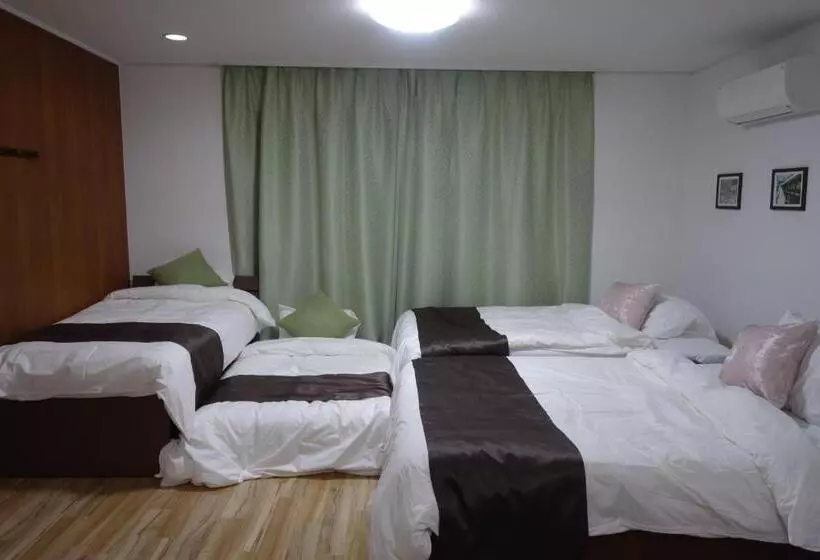 ホテル Taro S House Kamakura Hase
