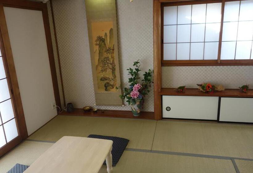 ホテル Taro S House Kamakura Hase