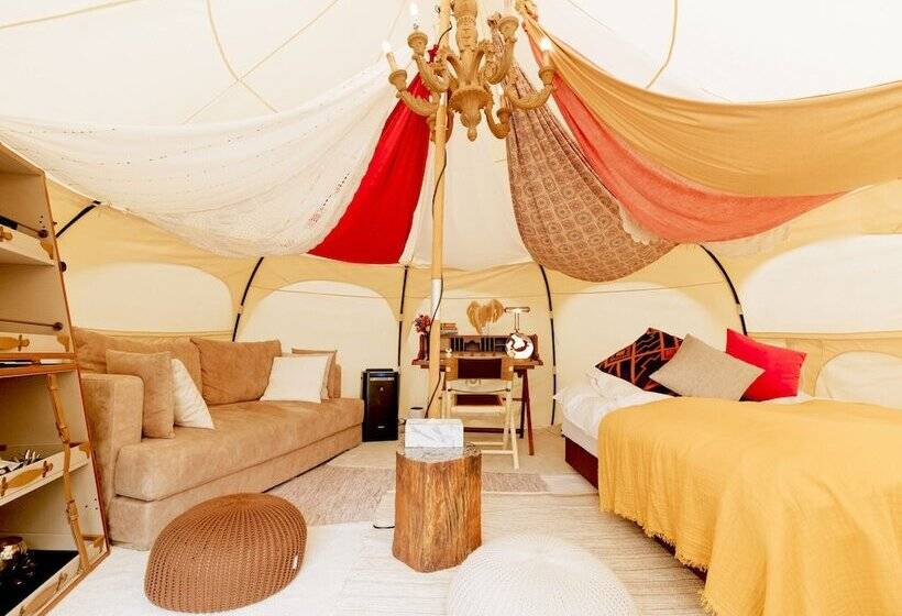 Otel Yufuin Glamping Comorebi