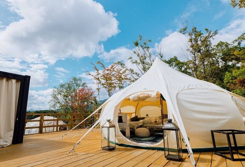 Otel Yufuin Glamping Comorebi