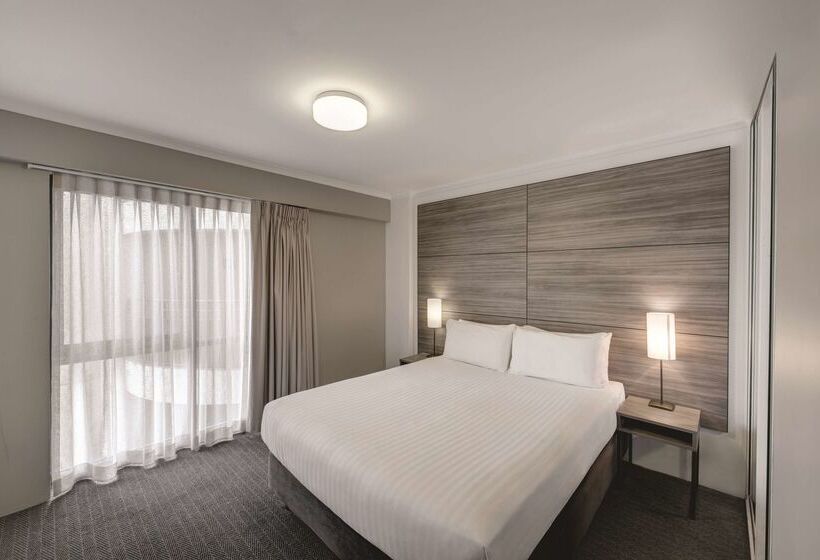 فندق Adina Serviced Apartments Canberra James Court