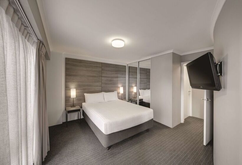 فندق Adina Serviced Apartments Canberra James Court