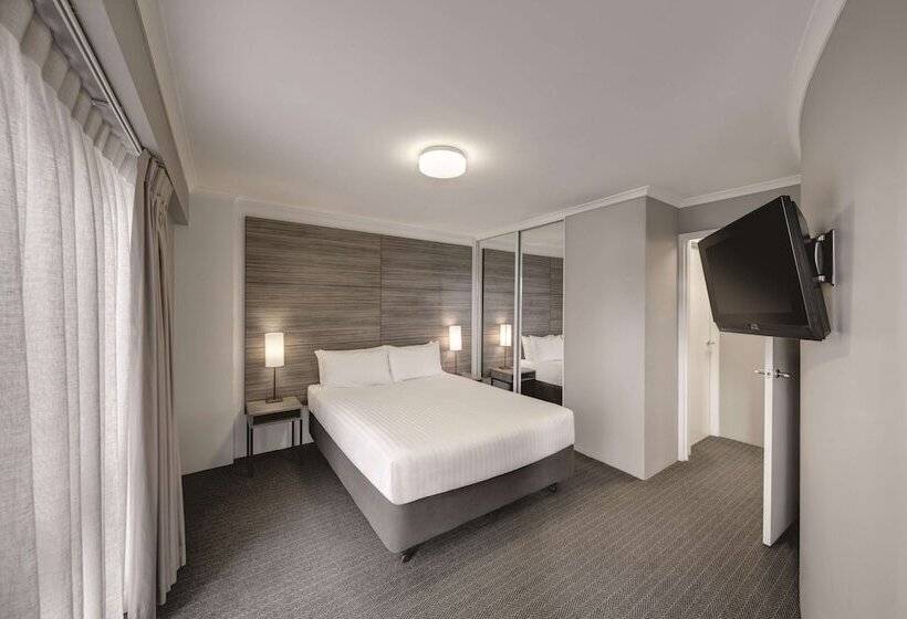 فندق Adina Serviced Apartments Canberra James Court
