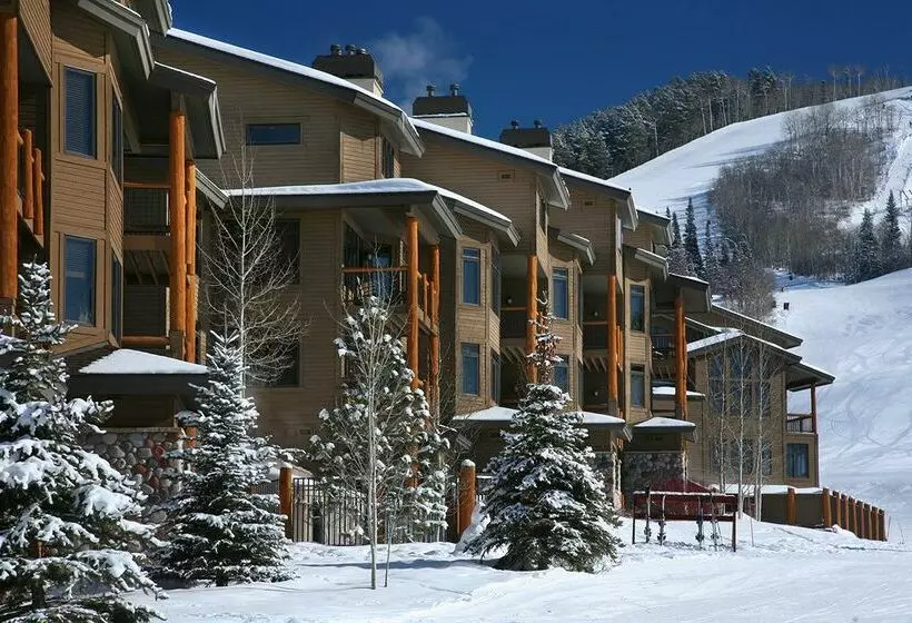 ホテル Antlers At Christie Base By Resort Lodging Company