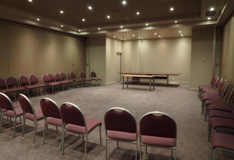 Atlantis Hotel Melbourne