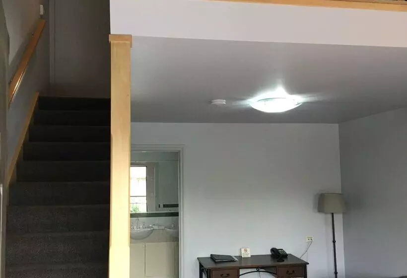 فندق Best Western Plus The Tudor Box Hill