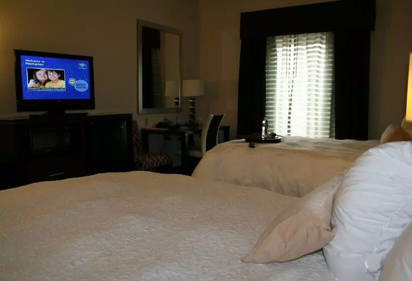 هتل Hampton Inn Shreveport Airport
