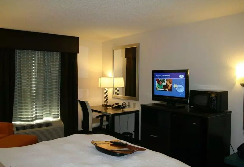 هتل Hampton Inn Shreveport Airport