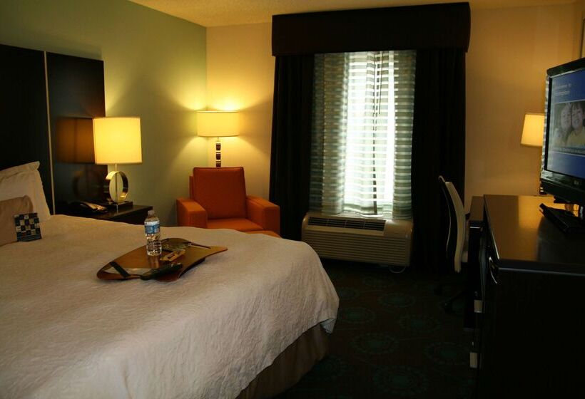 בית מלון כפרי Hampton Inn Shreveport Airport