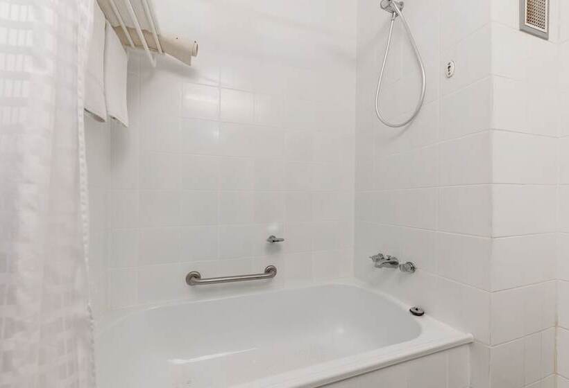 فندق Mercure Kakadu Crocodile