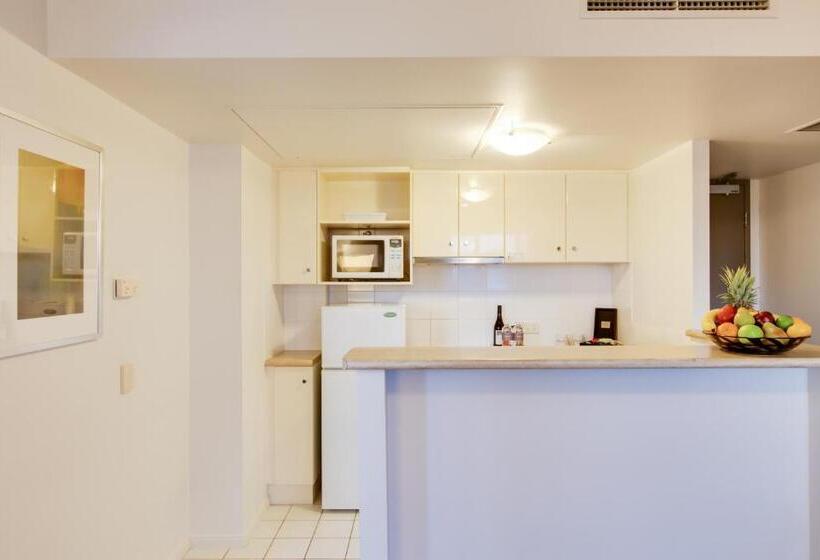 בית מלון כפרי Oakwood  & Apartments Brisbane