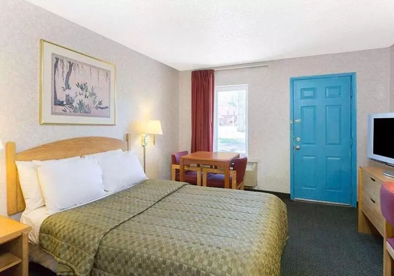 호텔 Pocono Night Lodge