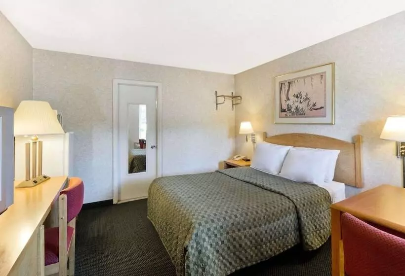 호텔 Pocono Night Lodge