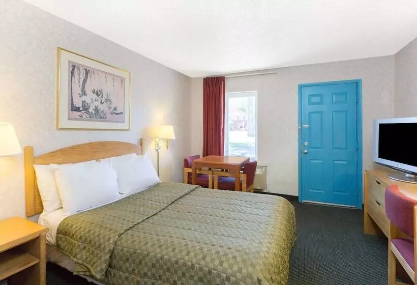 호텔 Pocono Night Lodge