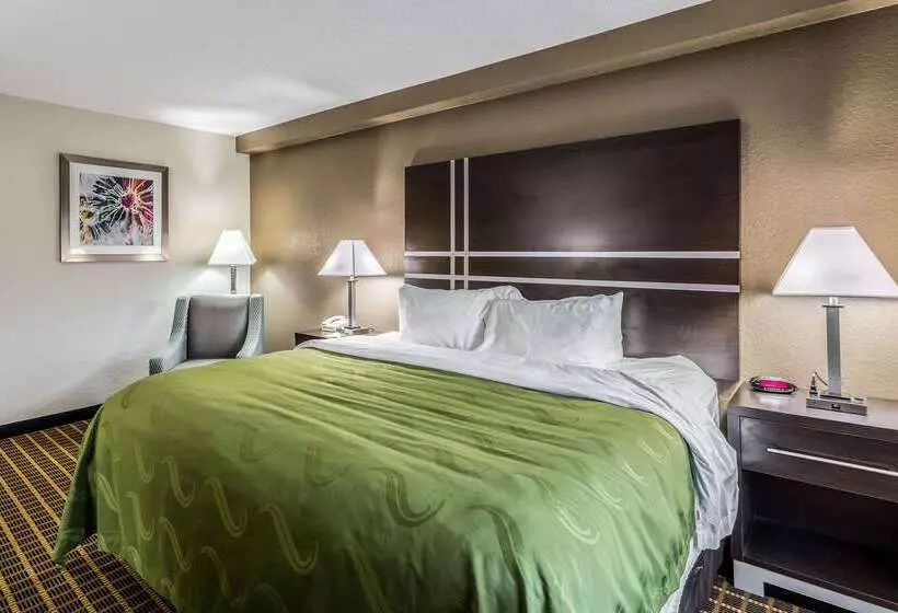 בית מלון כפרי Quality Inn & Suites El Paso I 10