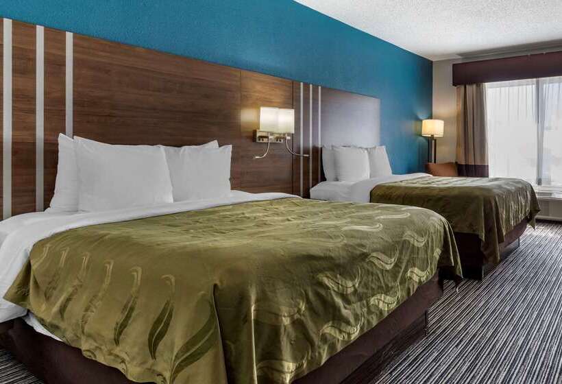 هتل Quality Inn & Suites I 35 E Walnut Hill