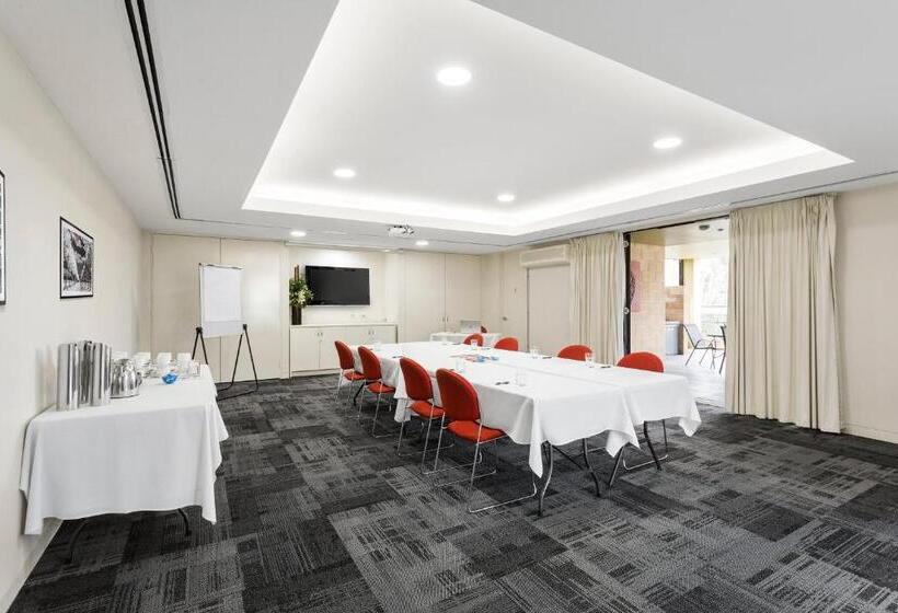 ホテル Quest Narre Warren