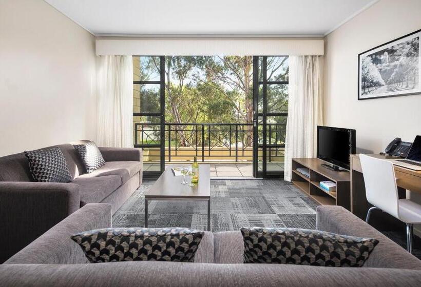 ホテル Quest Narre Warren