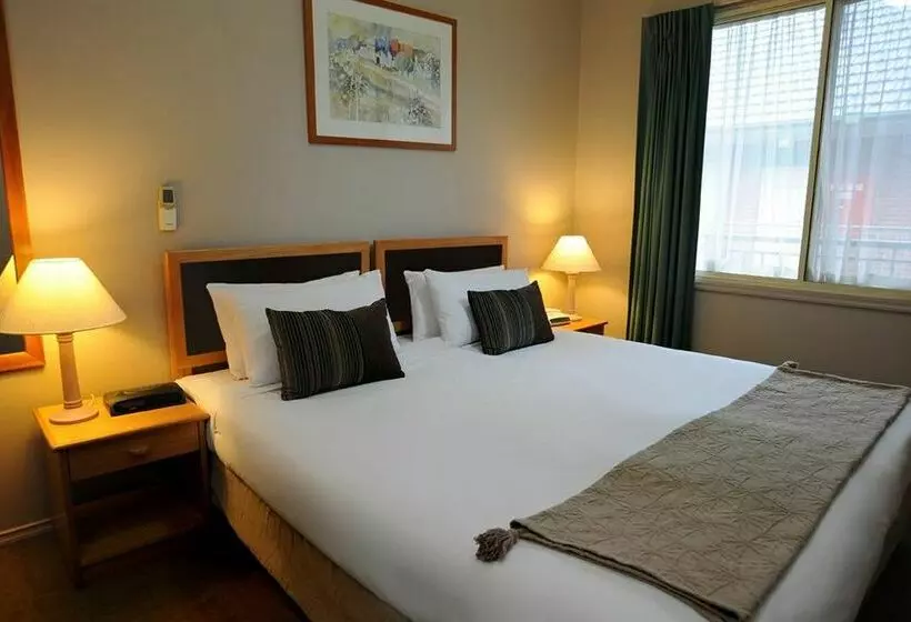 Отель Punt Road Apartment