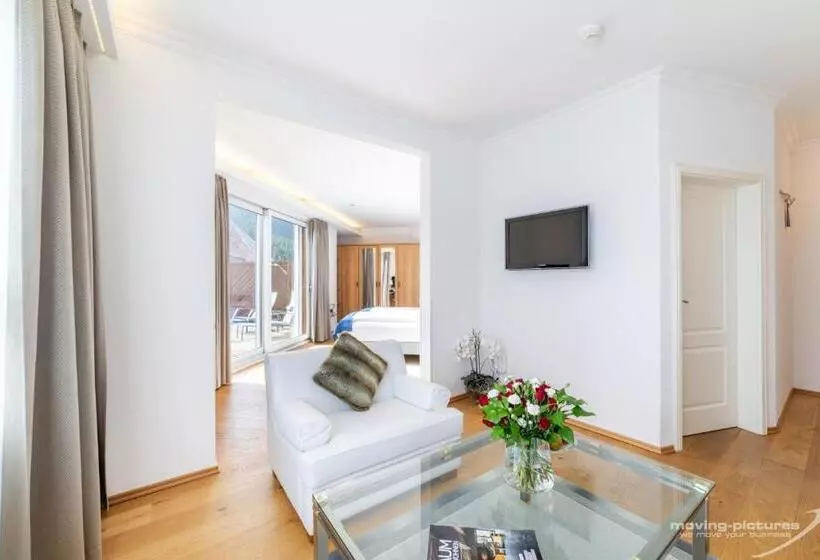 Turmhotel Victoria Davos