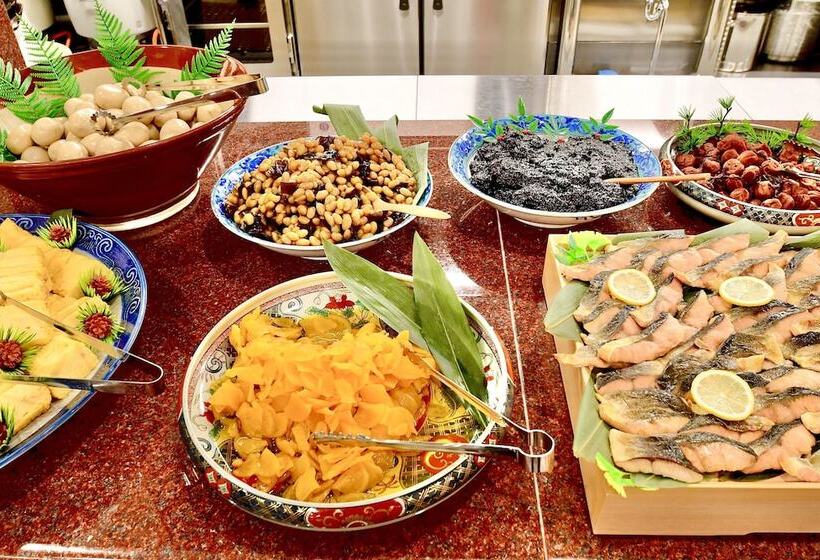 Kyoto Universal Hotel Karasuma