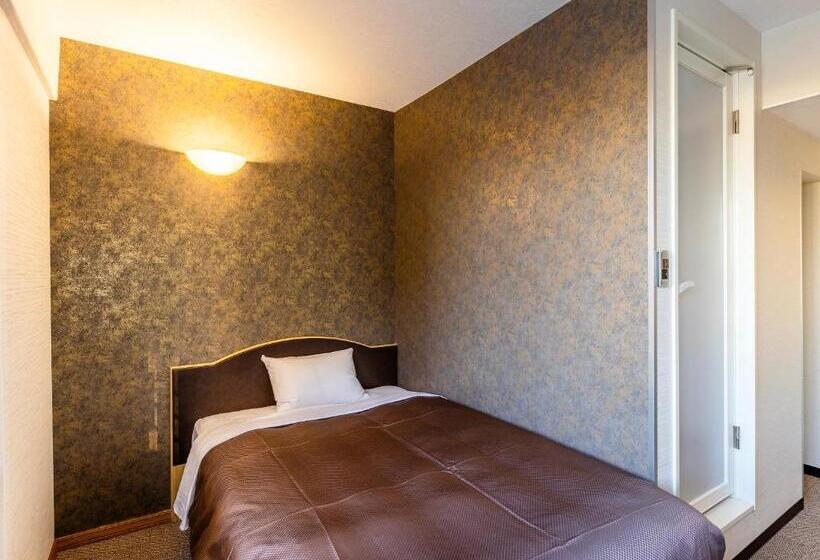 Отель Miyakonojo Green